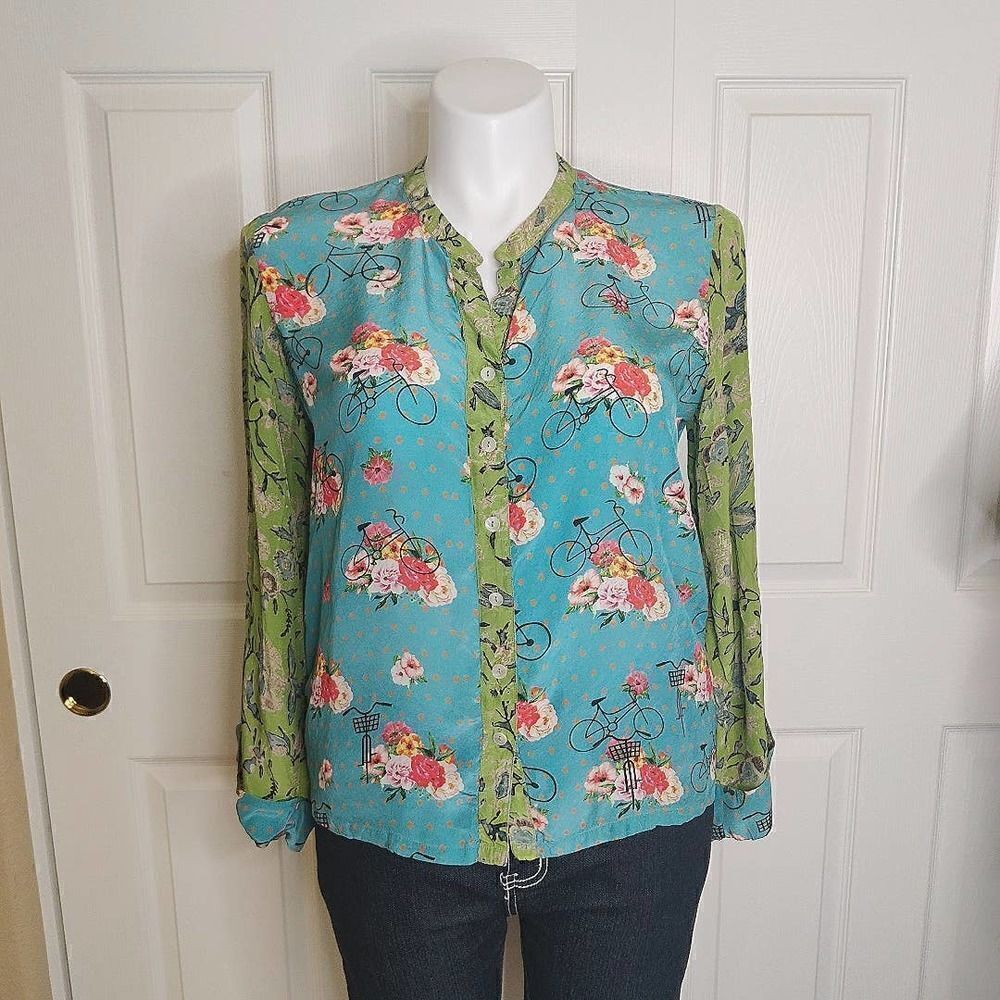 Benares bicycle floral split V-neck button front blouse sz L